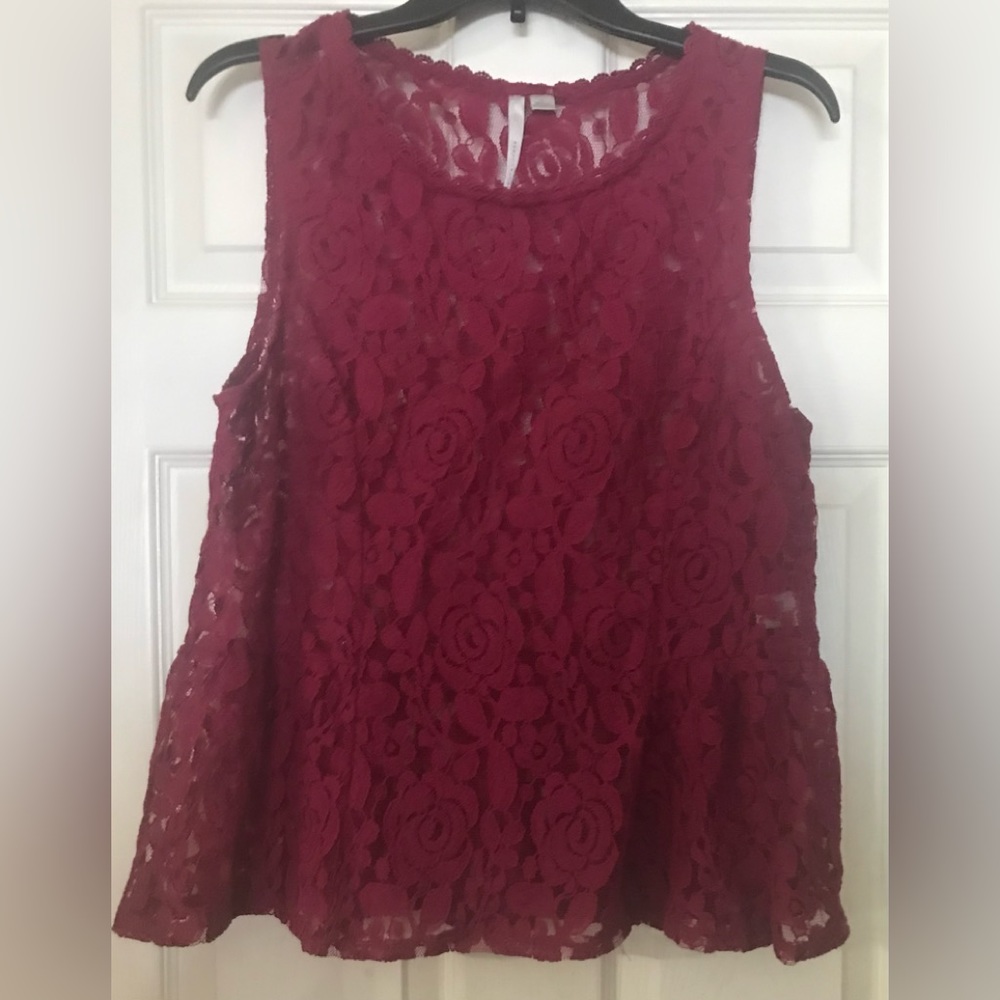 Lauren Conrad Lace Sleeveless Top